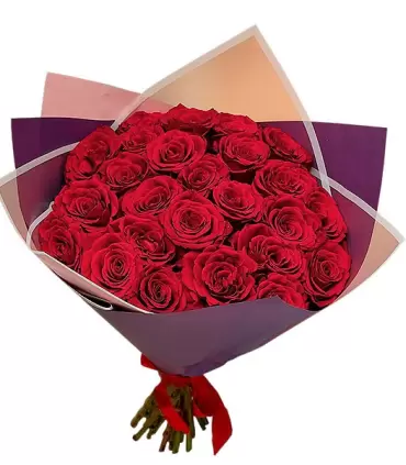Ramo con 25 rosas rojas.