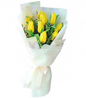 Ramo con 10 tulipanes amarillos